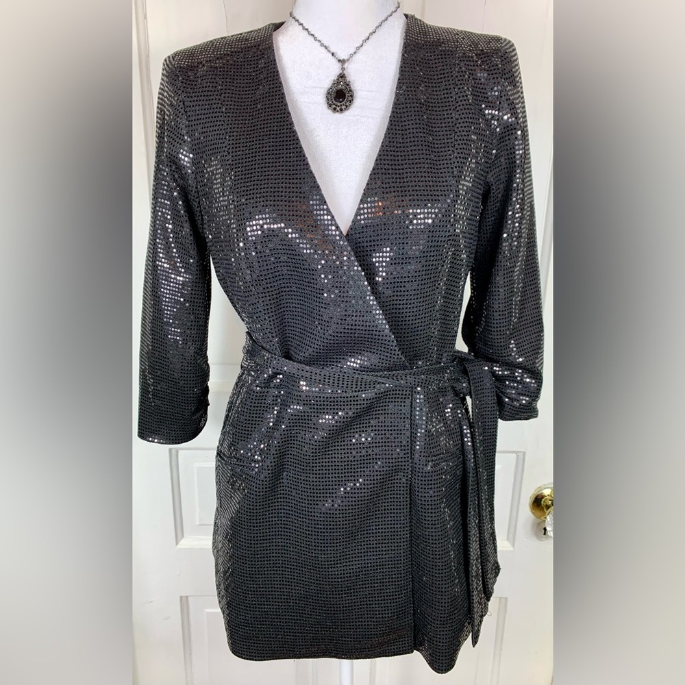 TAHARI Arthur S. Levine Women's Collarless Wrap Jacket with Self Tie - Sequin